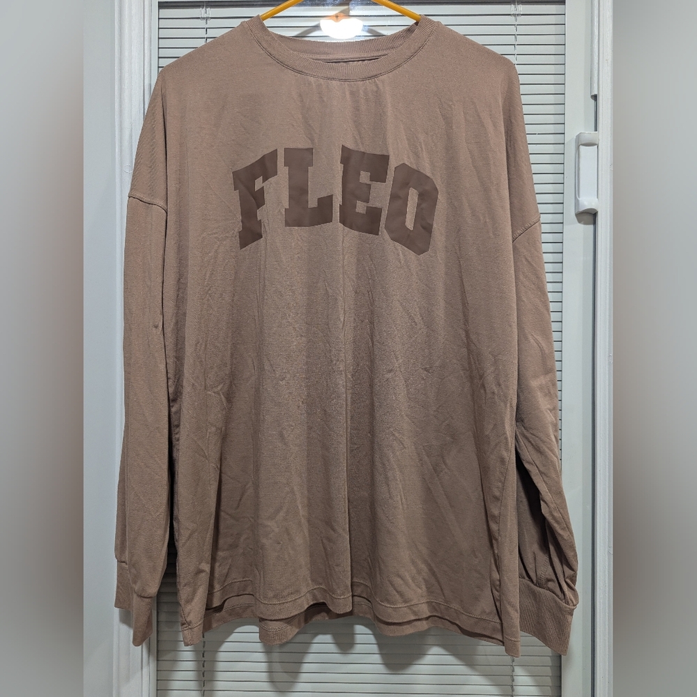 Fleo Crew Neck Long Sleeve Tee - Taupe Brown Medium
